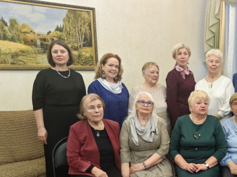8 марта